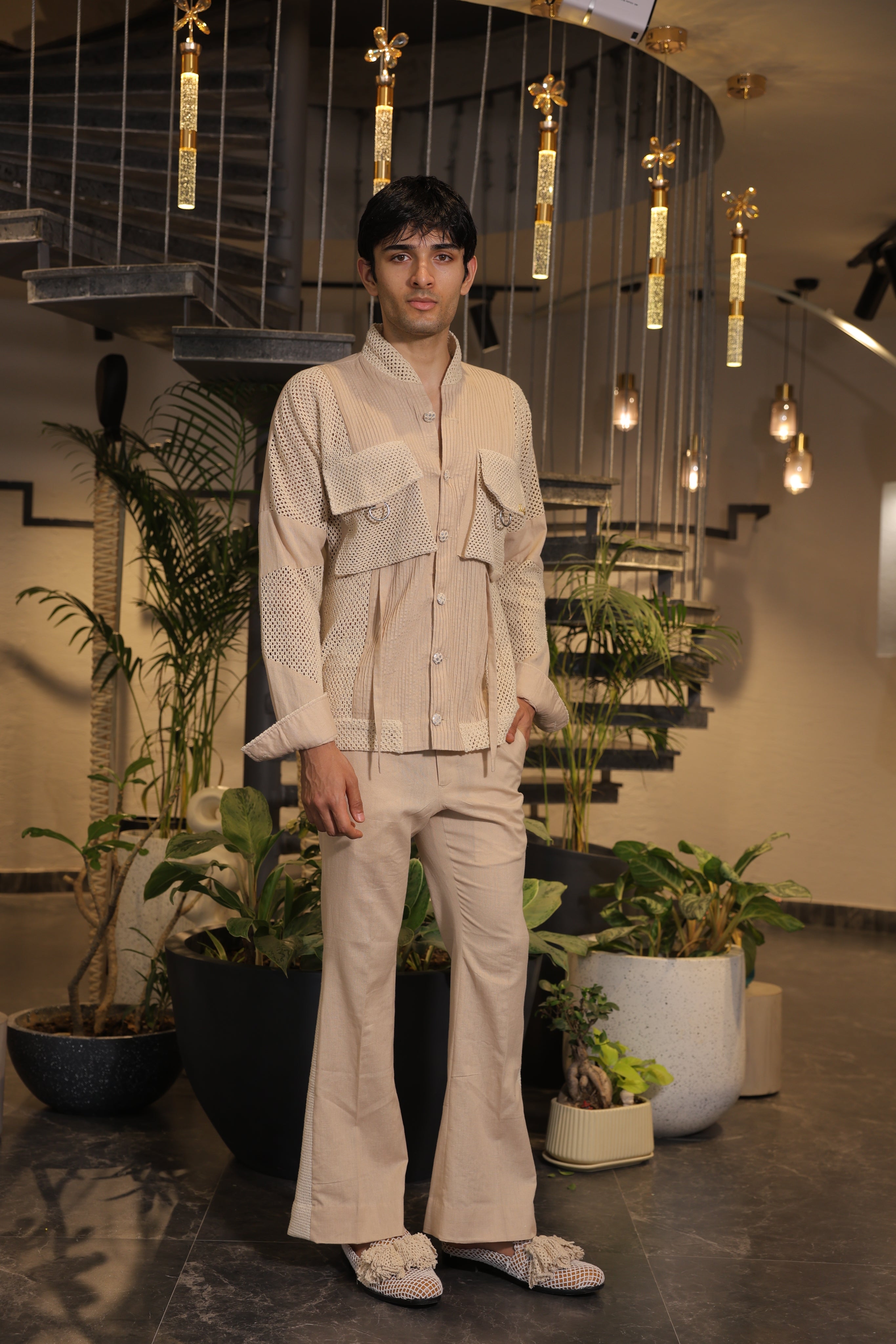 Beige bomber shirt with front pockets