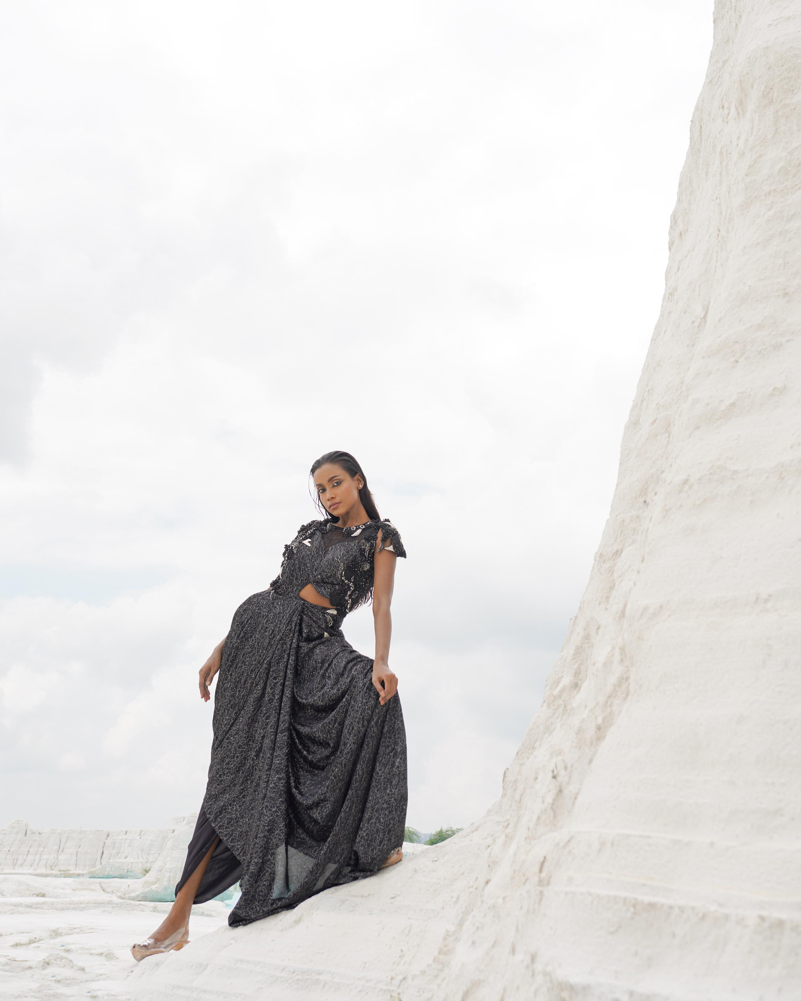 BLACK ETHNOWAVE GOWN