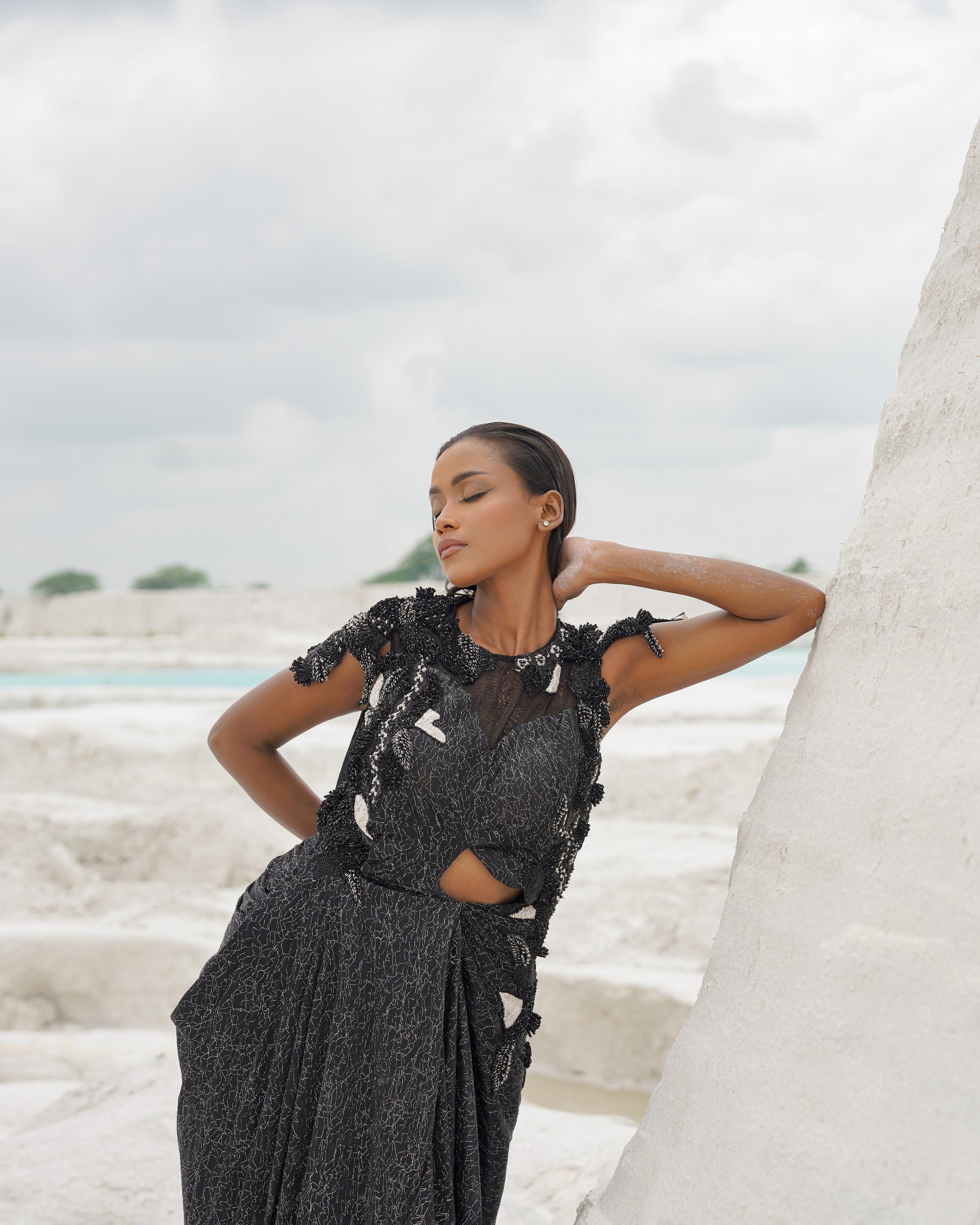 BLACK ETHNOWAVE GOWN