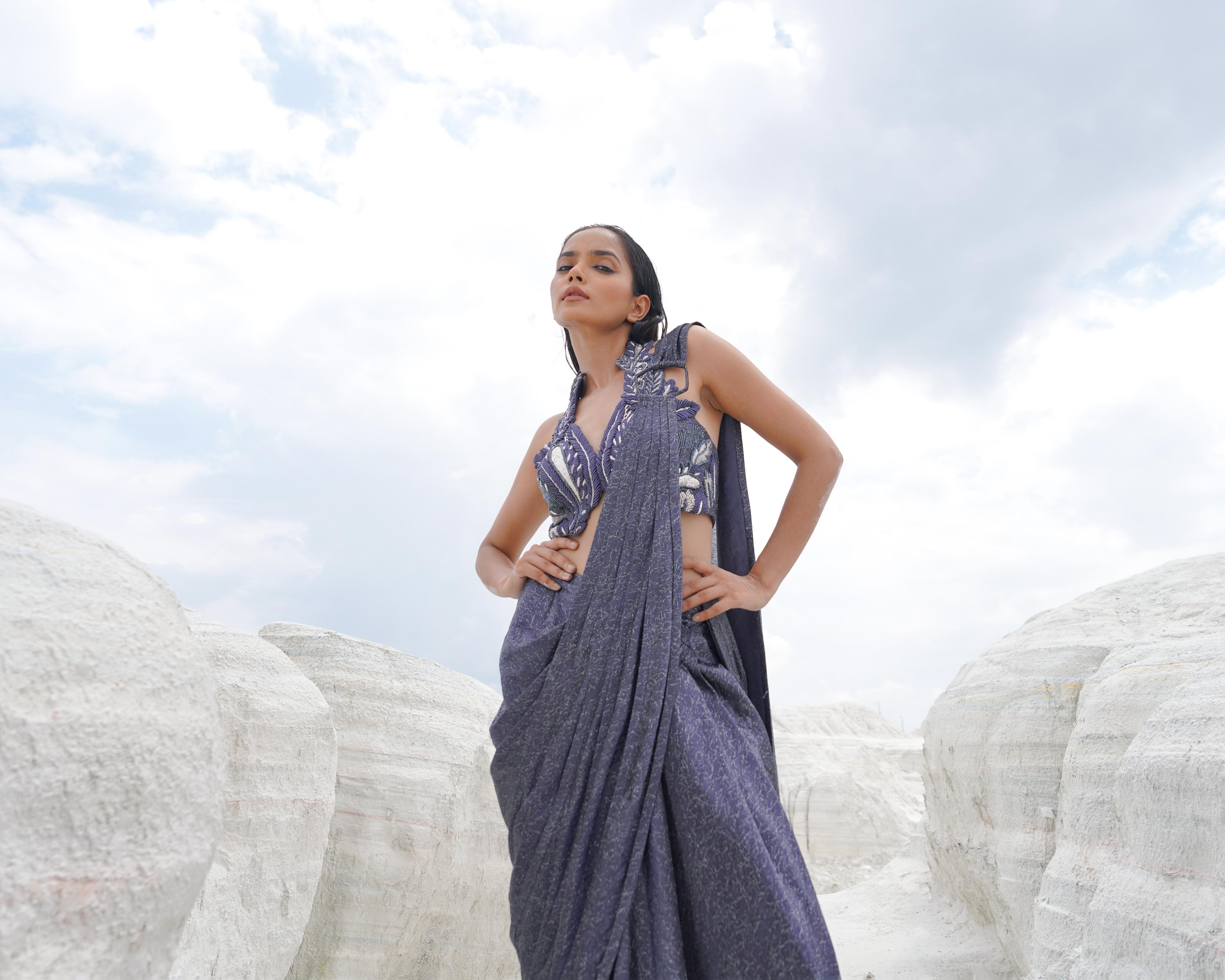 METALLIC MESH HALTER NECK WIRED DRAPE SAREE