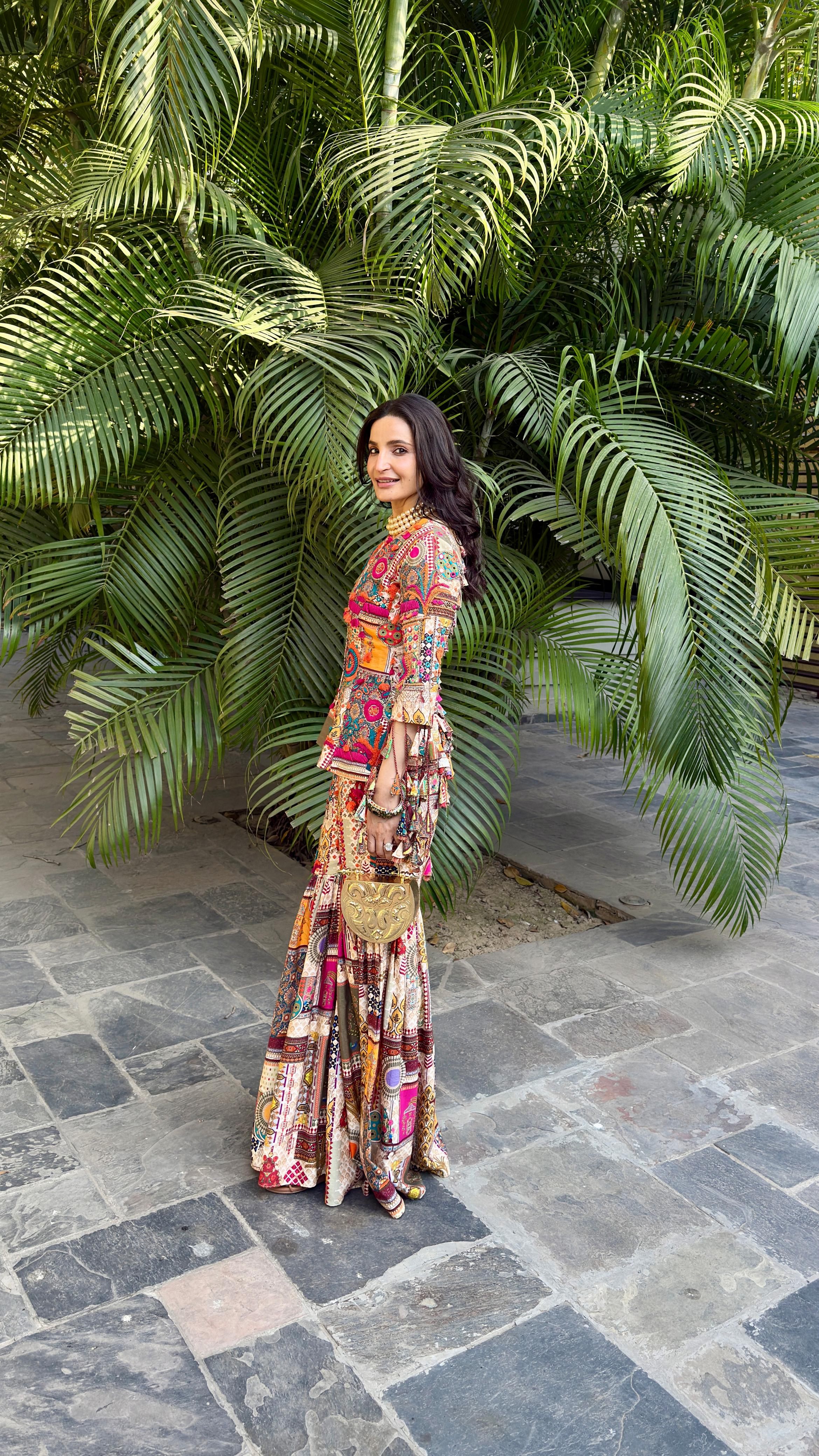BODICE JACKET WITH Embroidered garara indowestern
