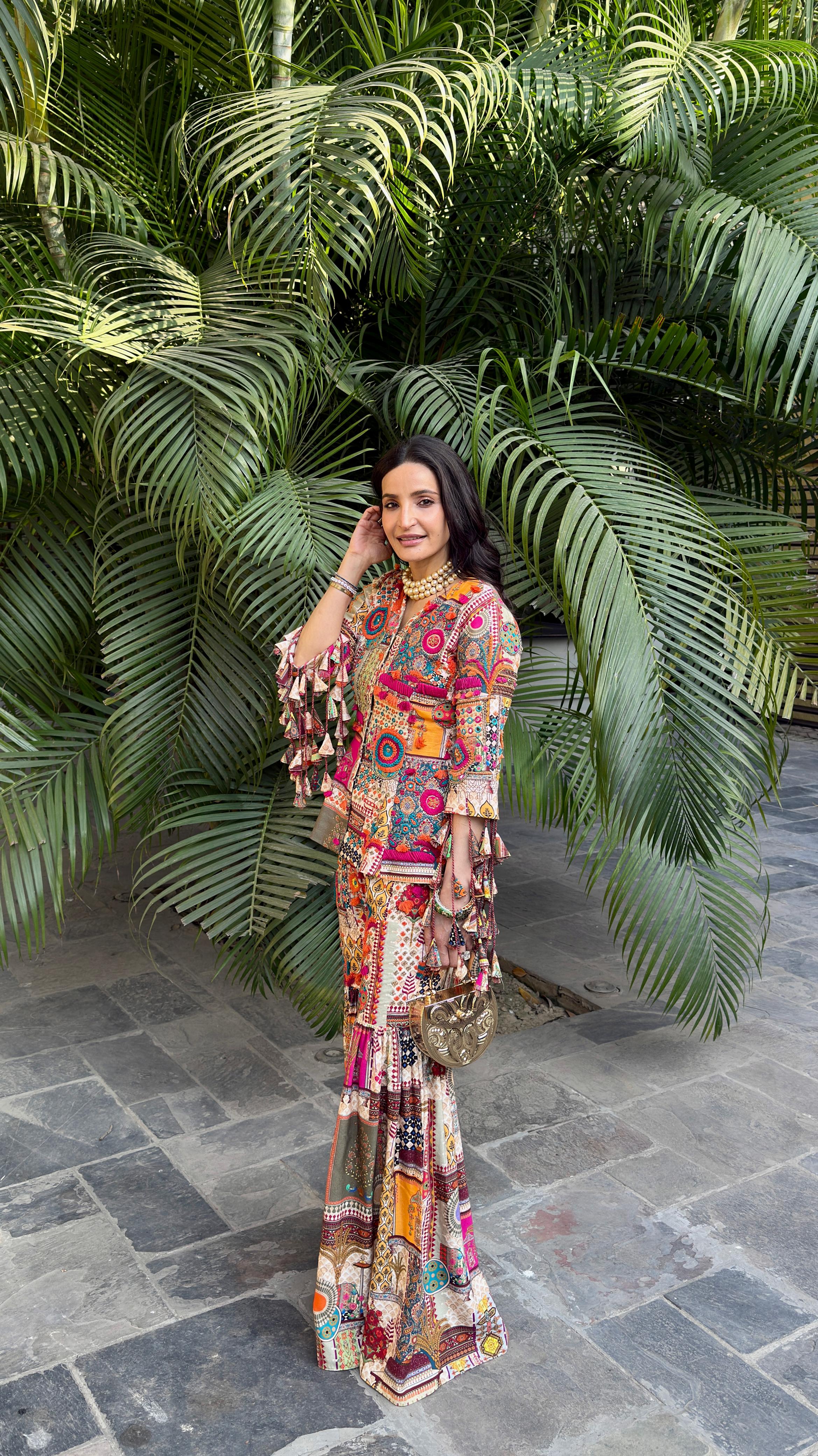 BODICE JACKET WITH Embroidered garara indowestern