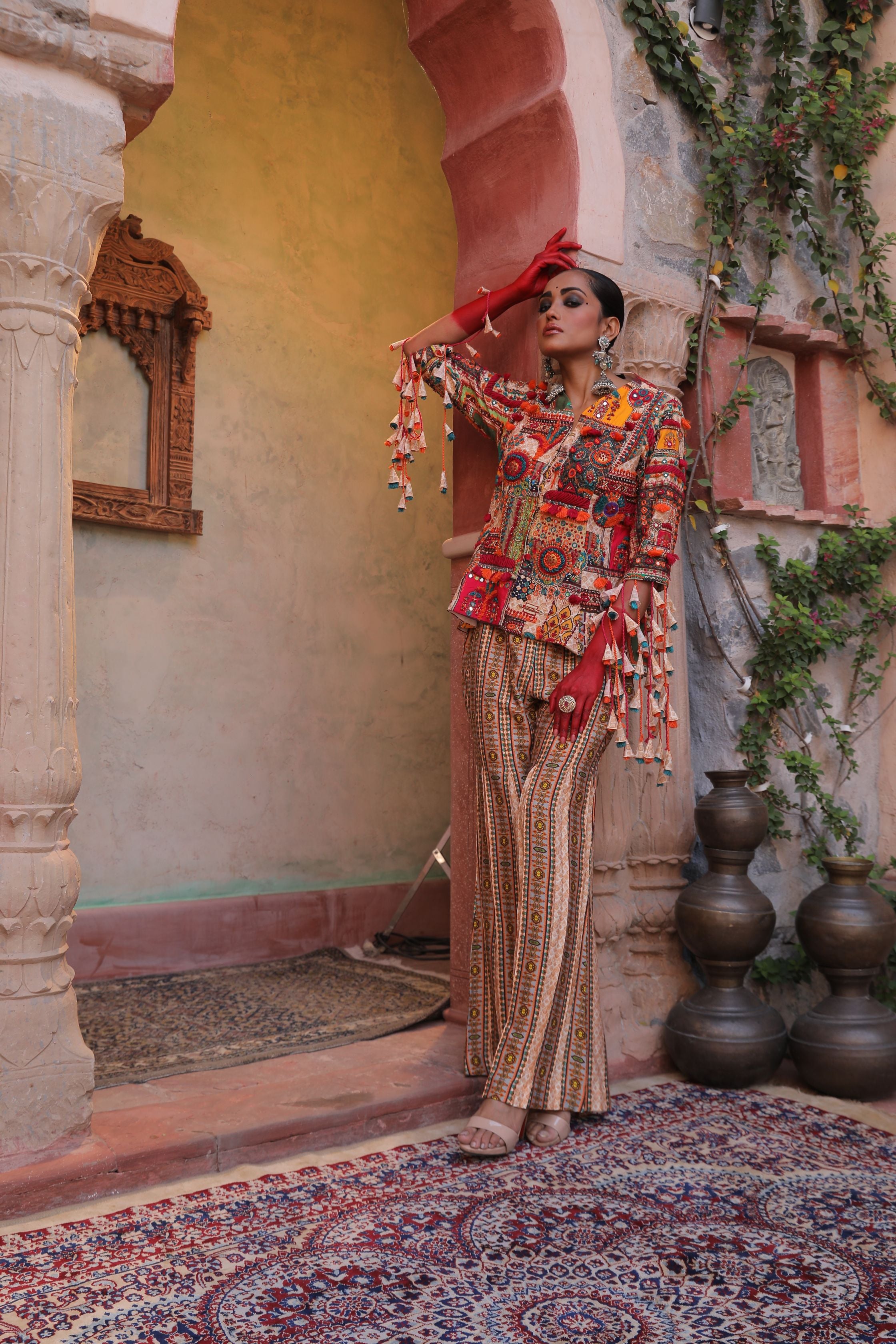 OVERLAY BODICE JACKET WITH PLEATED PARALLEL PLAZZO PANTS INDOWESTERN