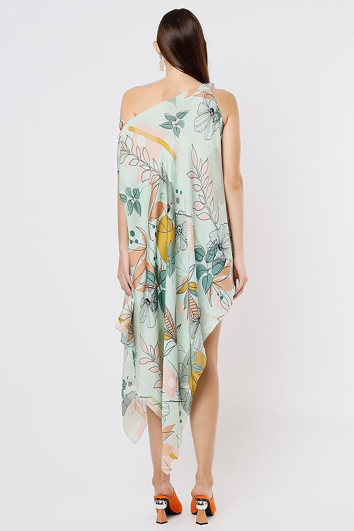 Embroided one side shoulder cape