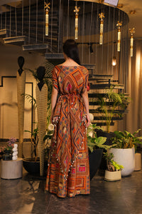vermillion multi-coloured embellished asymmetrical kaaftan