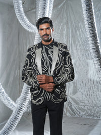 Noir gold Neo Wave ind-western