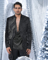 Neo Elegance dolce noir with pants