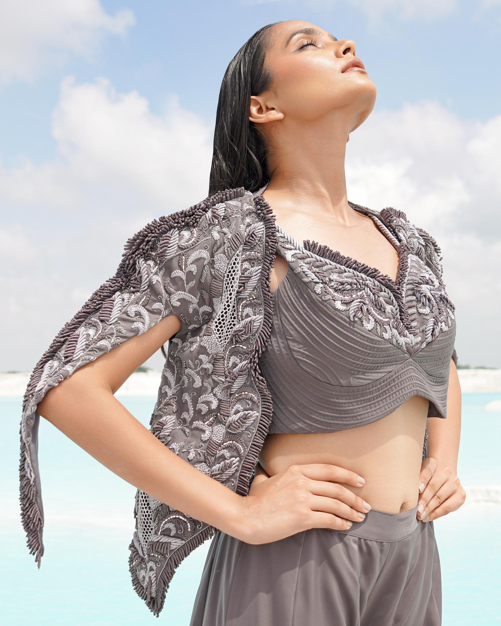GRAY SILK EMBROIDERY ROUND , OPEN FADEDD GREY KALLIED PALAZZO SET