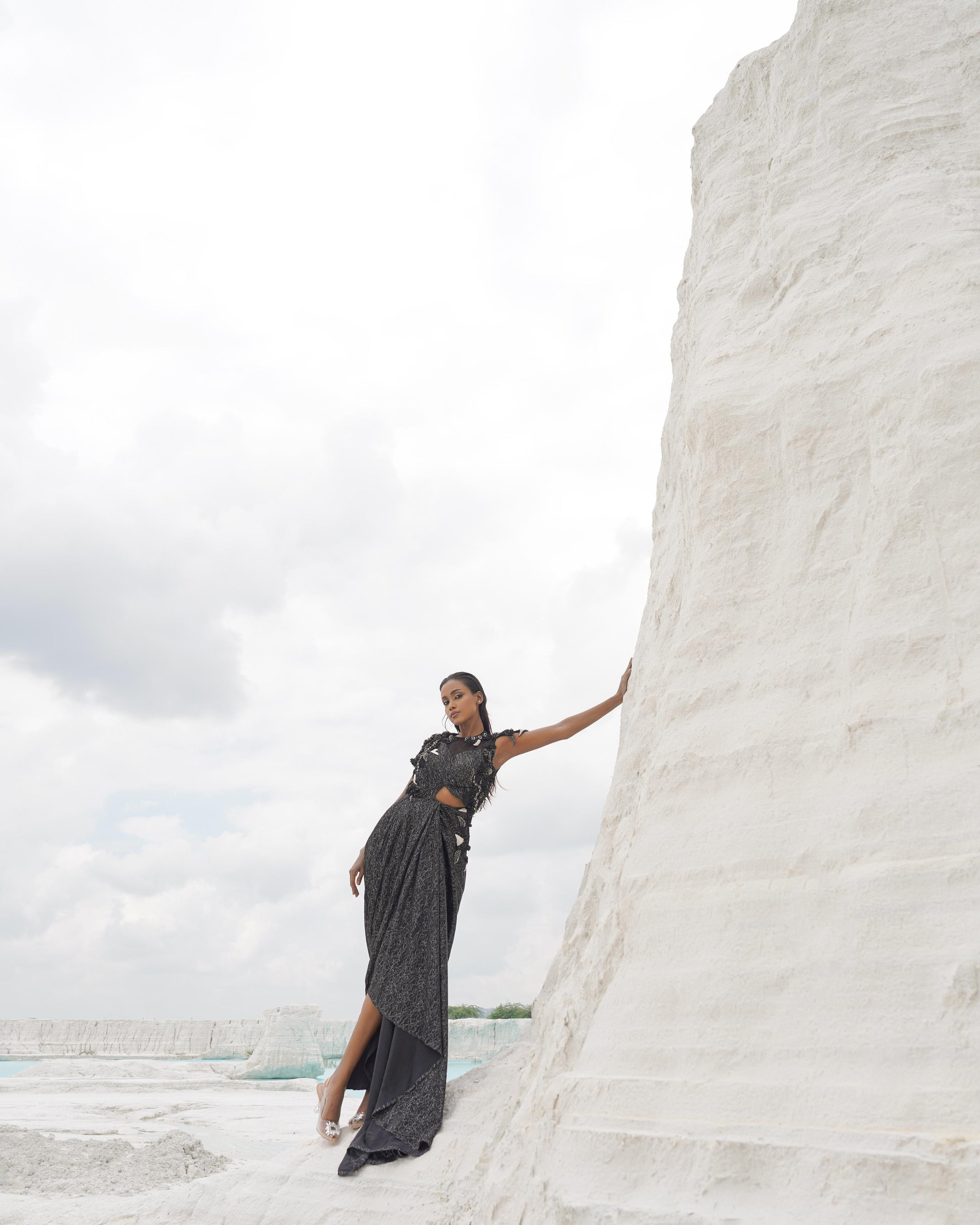 BLACK ETHNOWAVE GOWN