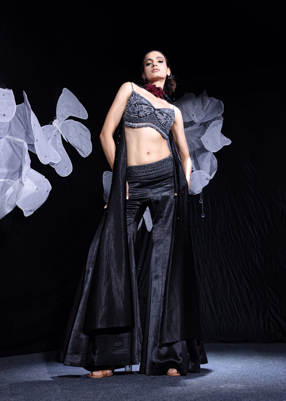 The dark romance indo western set