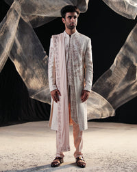 Cream sherwani || Gravity ||