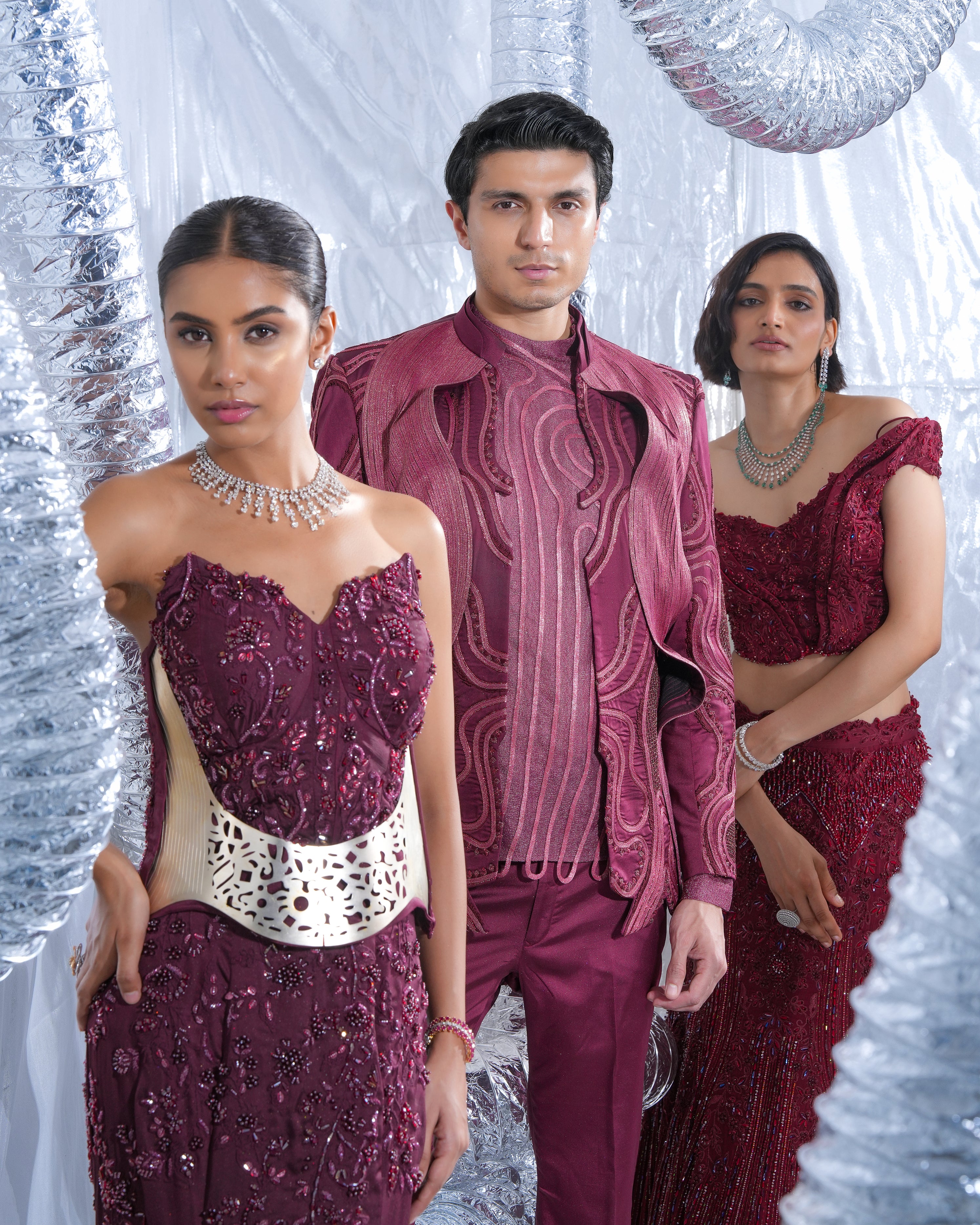 Red bridal lehenga, fish cut neo