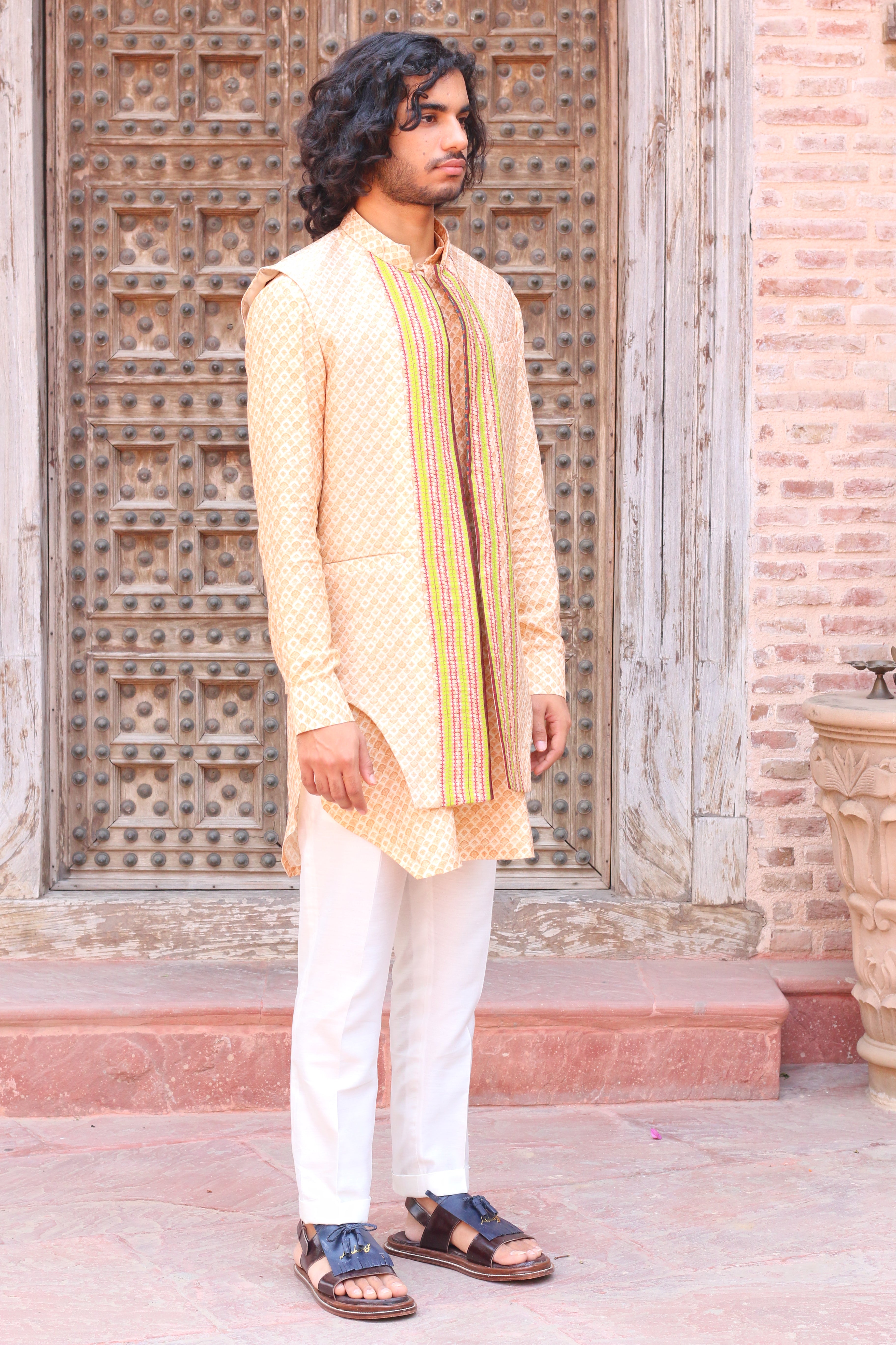 PALE PEACH PRINT KURTA ,WITH PANT PAJAMA AND WAISTCOAT