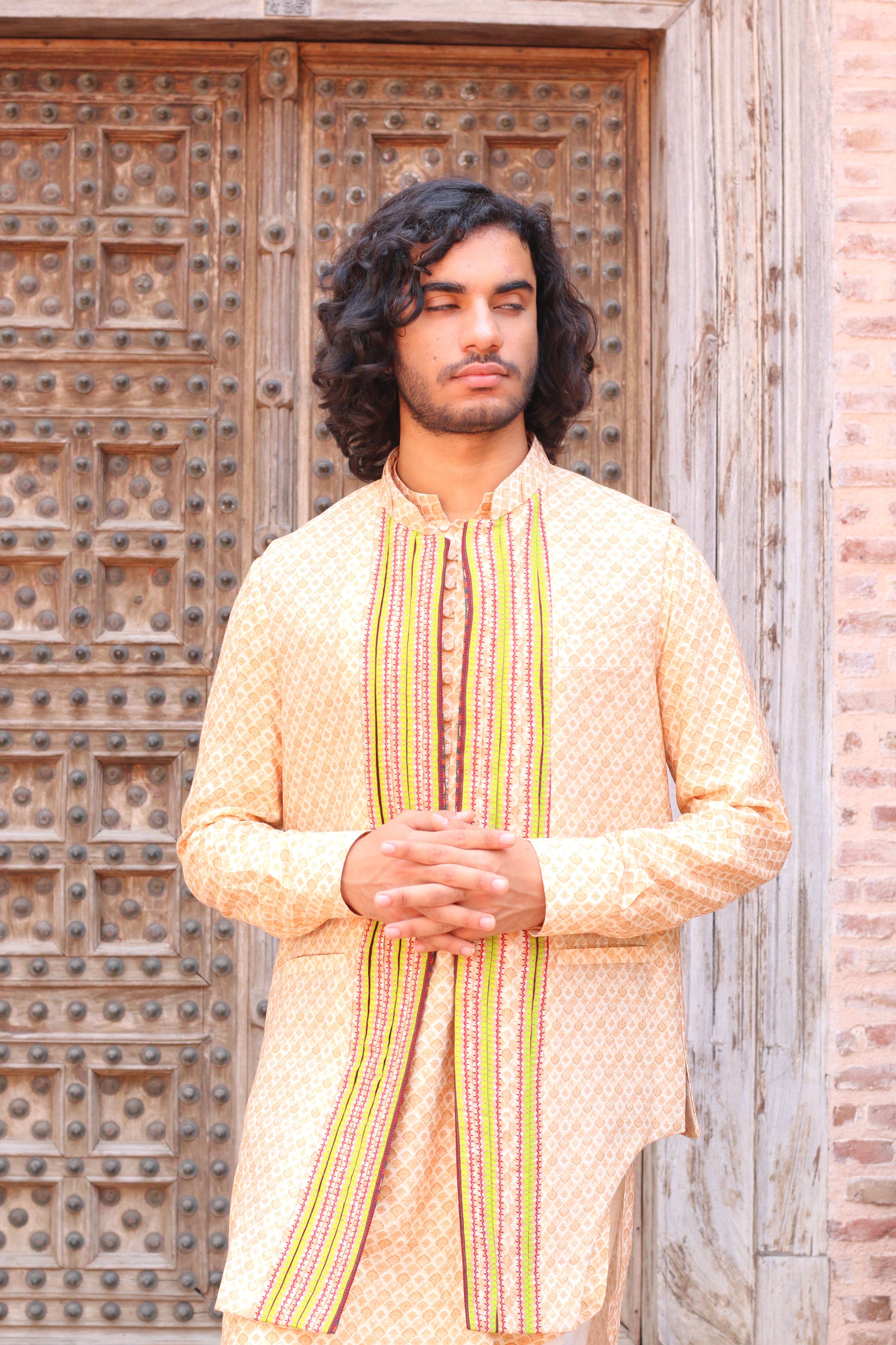 PALE PEACH PRINT KURTA ,WITH PANT PAJAMA AND WAISTCOAT