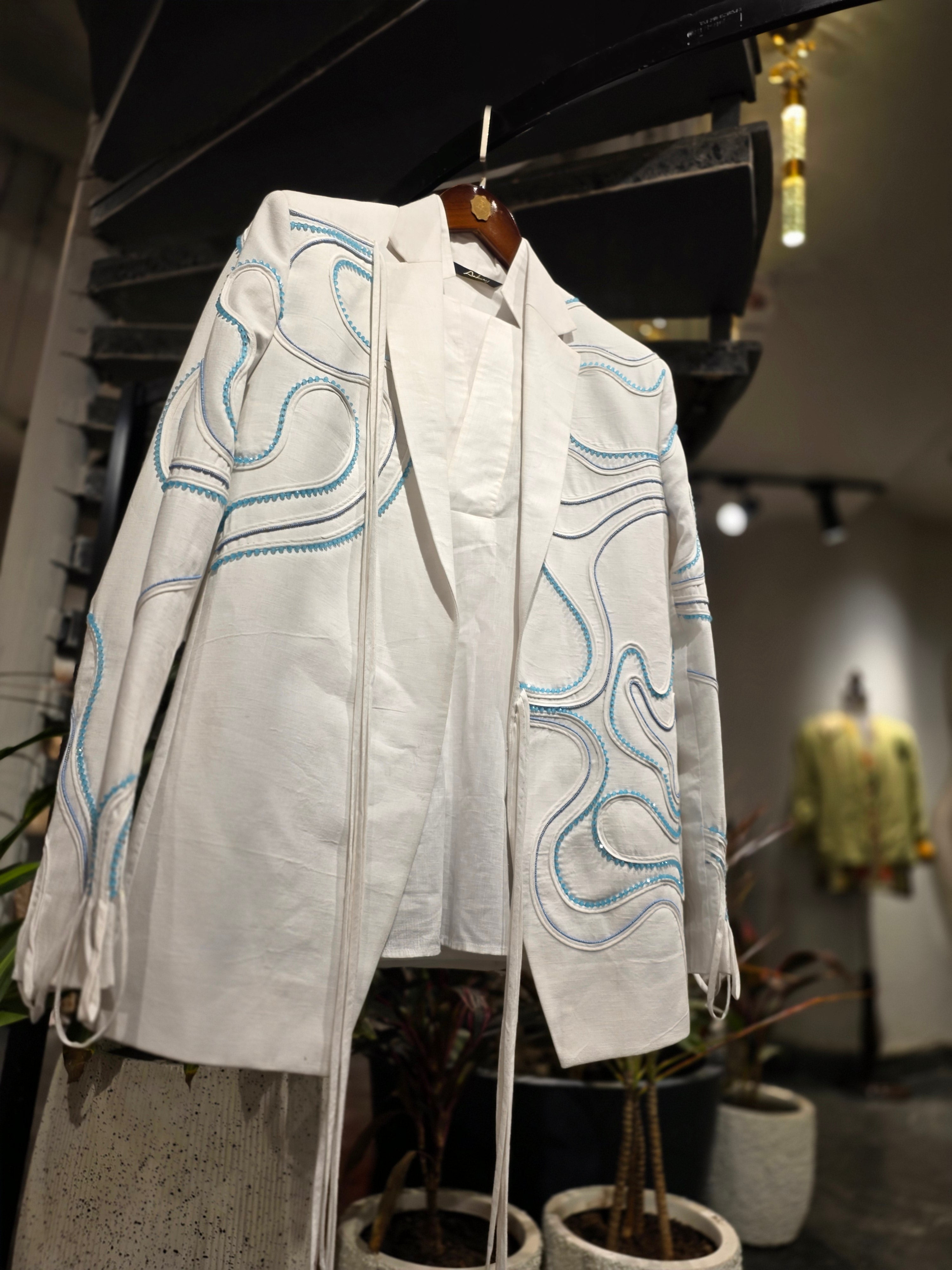 Linen shreds carnival blazer set