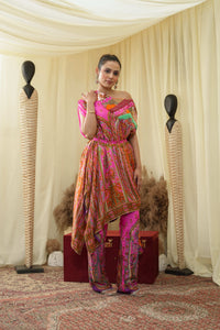 Isdus pink asymmetrical kaaftan