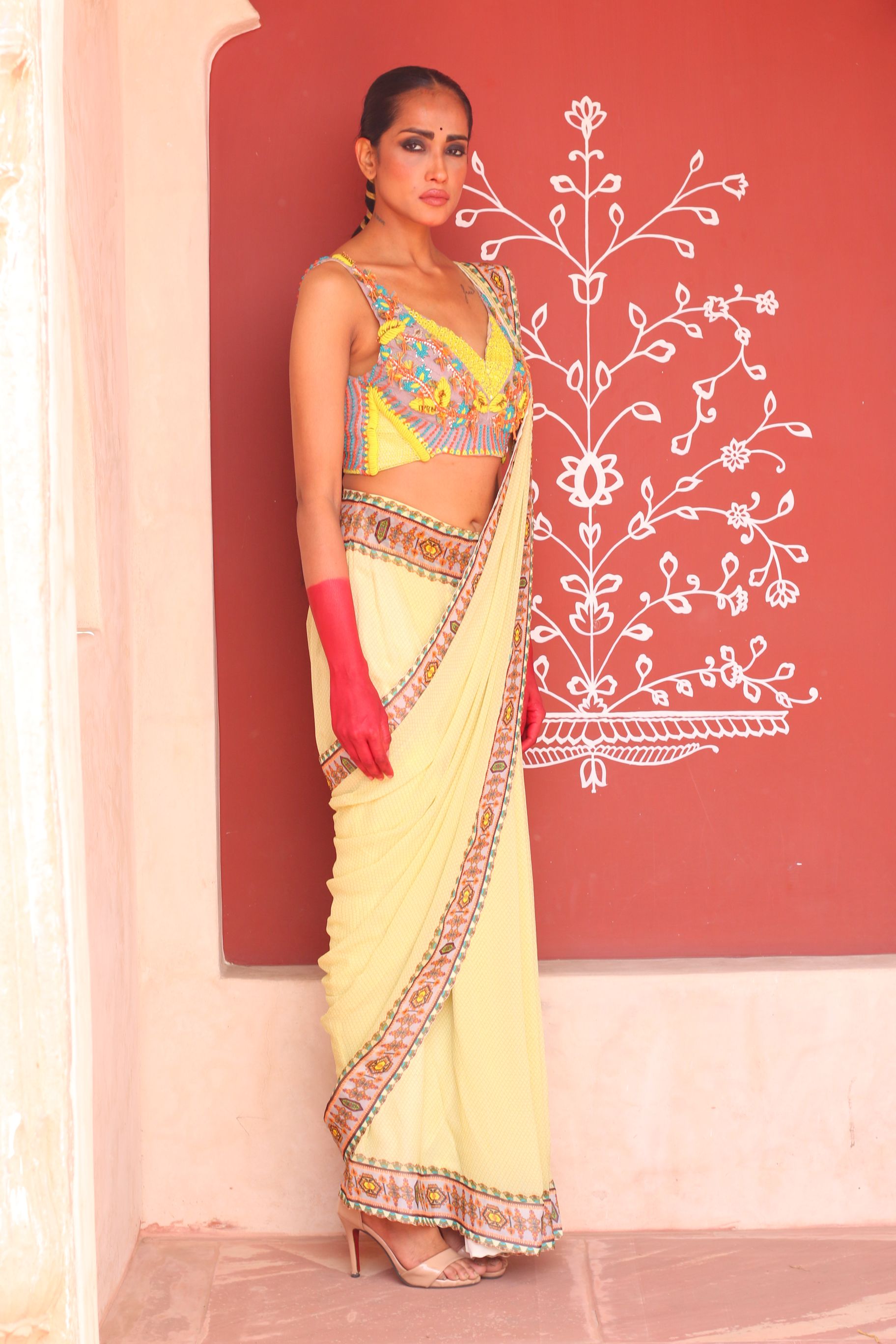 PALE GOLDENORD DRAPE SAREE WITH BODICE