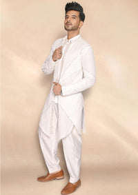 Reflex white shrug set