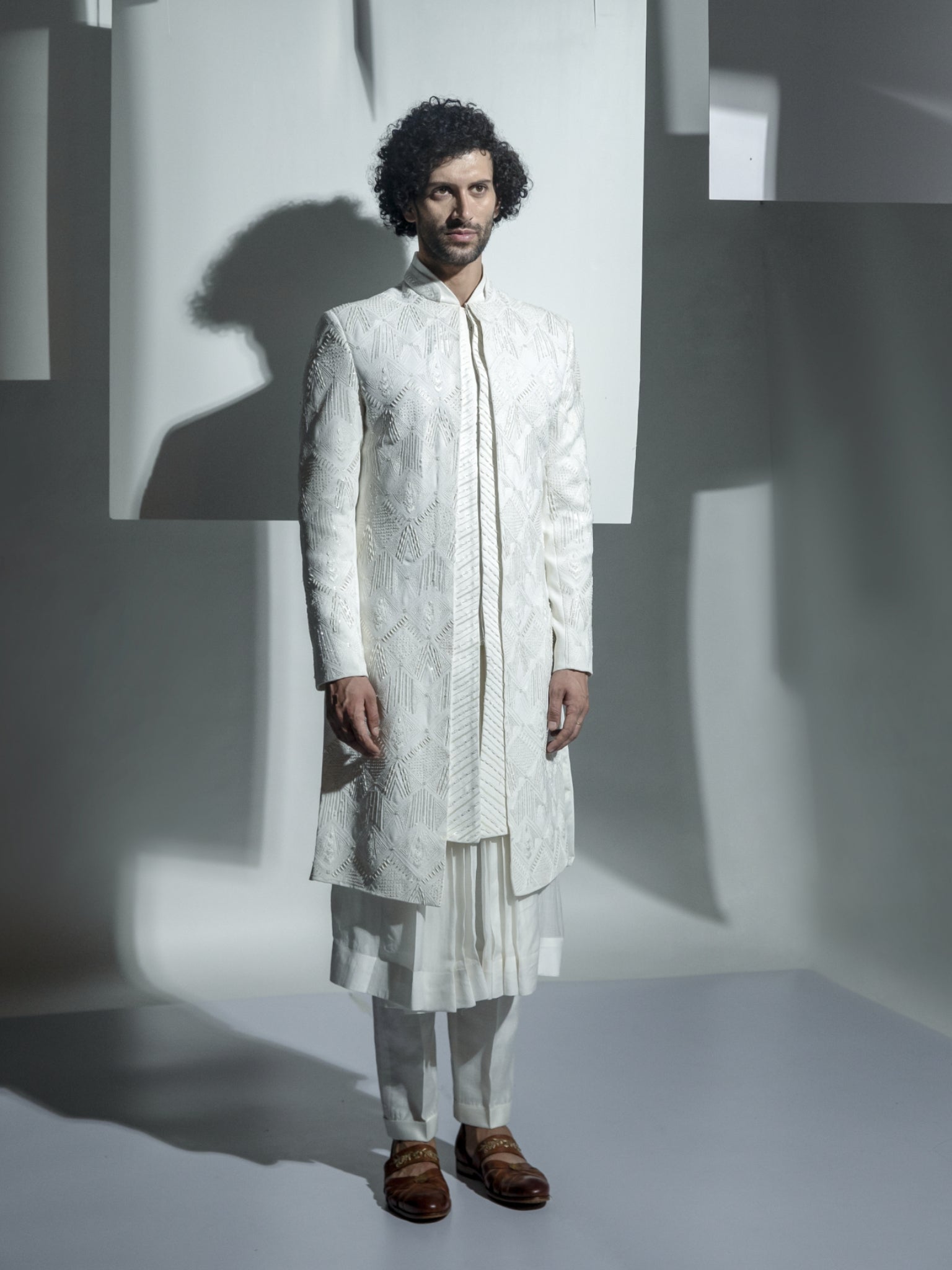 Blanc  sherwani Aăkrit