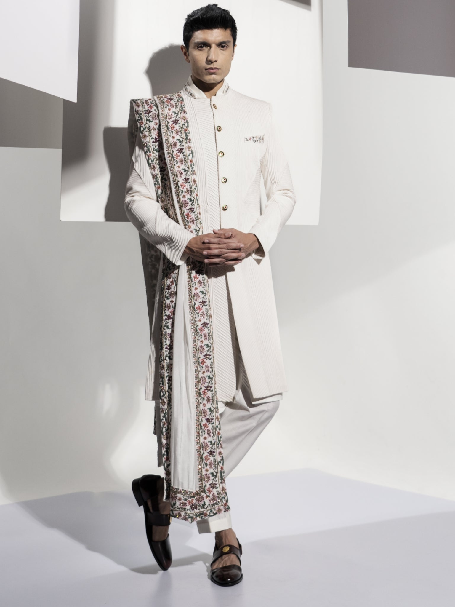 Zegna  with hand emb stoll sherwani Aăkrit